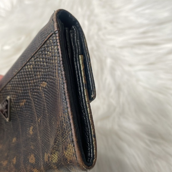 PRADA Rare Snakeskin Wallet - Picture 8 of 12